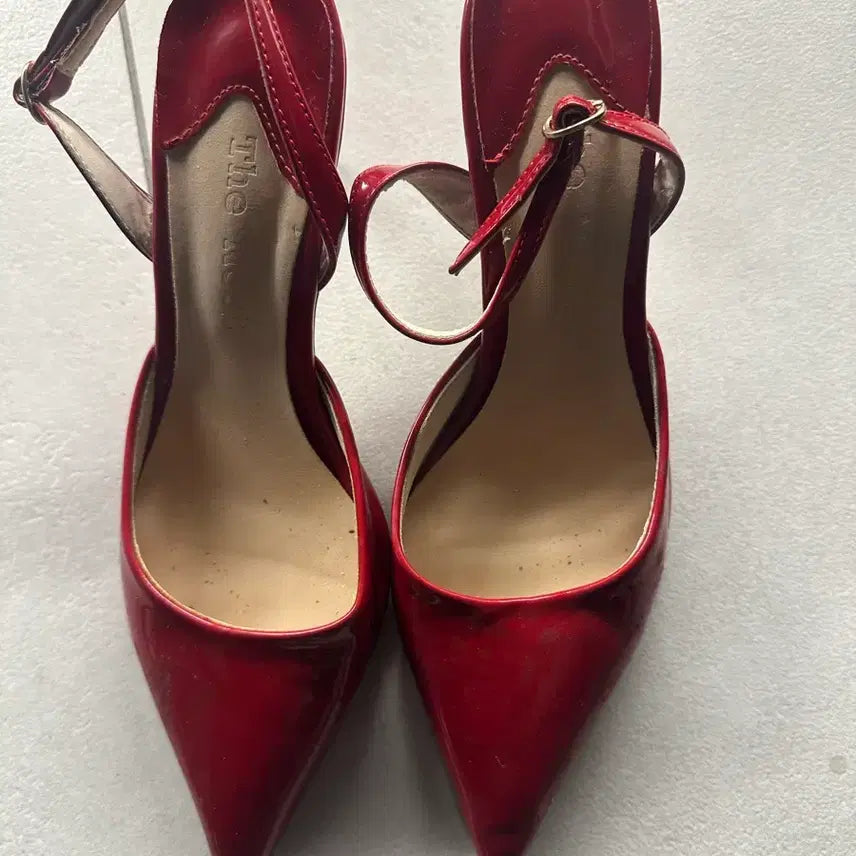 [BUNJANG] Red Enamel Heels / 구두