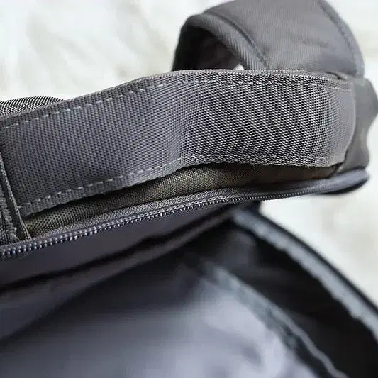 [BUNJANG] Under Armour Backpack / 언더아머 백팩