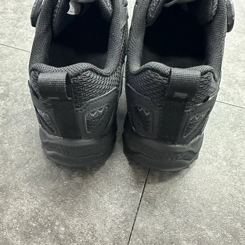 [BUNJANG] K2 Flyhike Black Hiking Boots 250mm / K2 플라이하이크 검정색 등산화 250mm