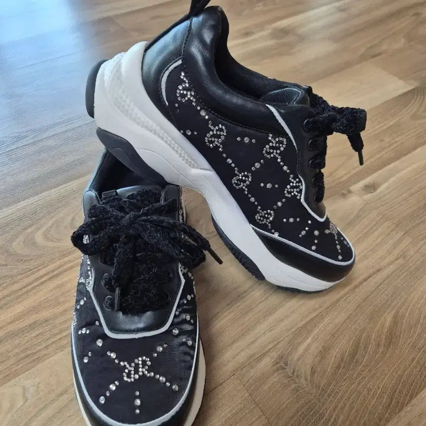 [BUNJANG] Randa Cubic Embellished Sneakers / 일본 RANDA 란다 보석 큐빅 여성 스니커즈