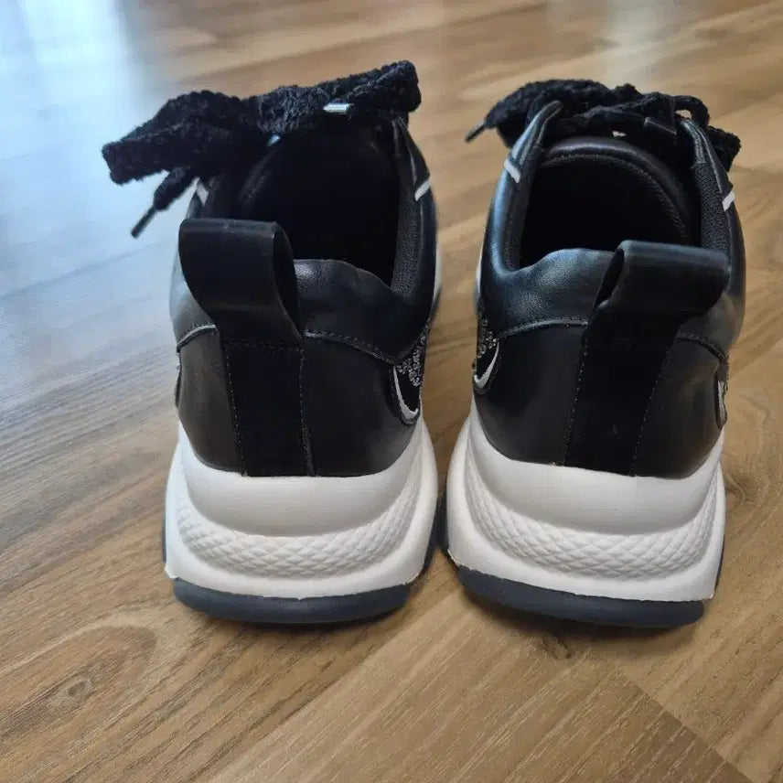 [BUNJANG] Randa Cubic Embellished Sneakers / 일본 RANDA 란다 보석 큐빅 여성 스니커즈