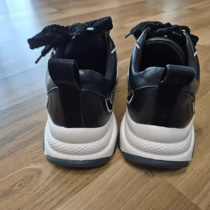 [BUNJANG] Randa Cubic Embellished Sneakers / 일본 RANDA 란다 보석 큐빅 여성 스니커즈