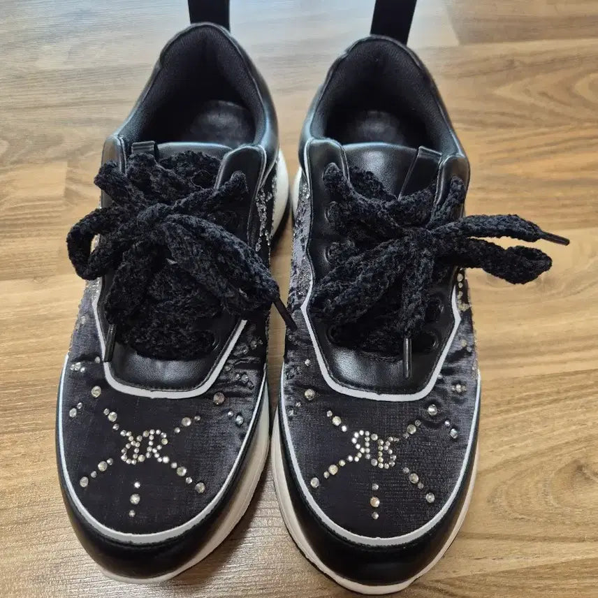 [BUNJANG] Randa Cubic Embellished Sneakers / 일본 RANDA 란다 보석 큐빅 여성 스니커즈