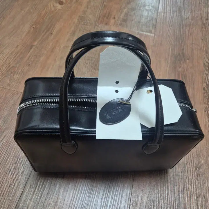 [BUNJANG] Tout Y Est Rocket Bag (Black) / 투티에로켓백(블랙)