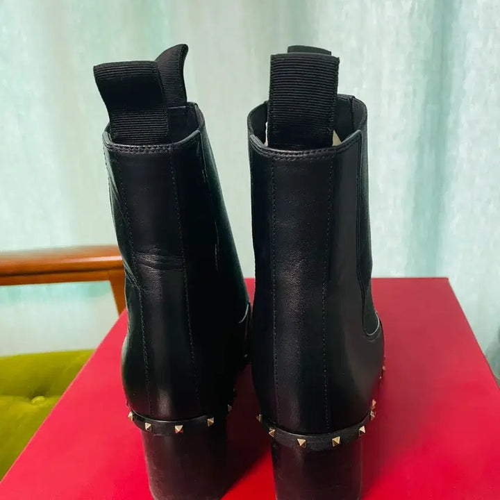 [BUNJANG] Valentino Rockstud Beetle Chelsea Boots / 발렌티노 락스터드 비틀 첼시부츠 38사이즈