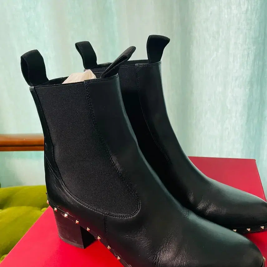 [BUNJANG] Valentino Rockstud Beetle Chelsea Boots / 발렌티노 락스터드 비틀 첼시부츠 38사이즈