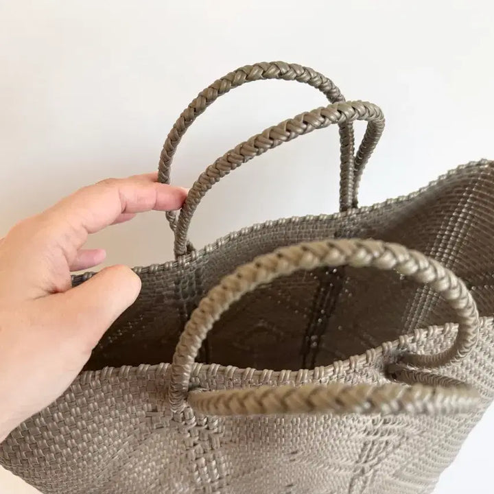 [BUNJANG] OJO DE MEX Etoupe Tote Bag / OJO DE MEX 플라스틱 핸드메이드 백(일본브랜드)