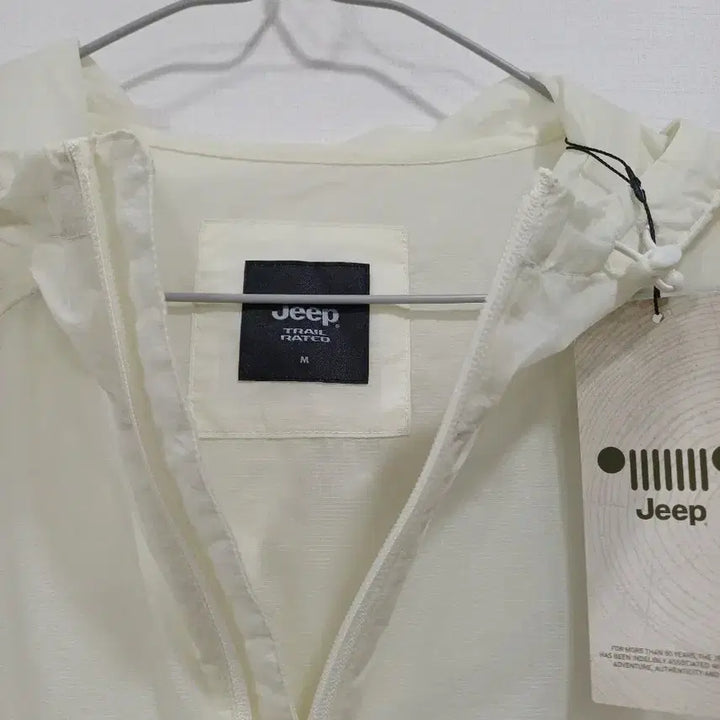 [BUNJANG] Jeep Women's Windbreaker Jacket / Jeep 지프 여성용 바람막이