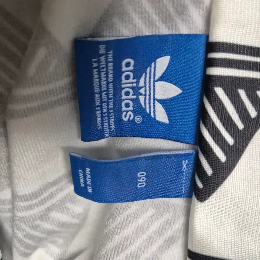 [BUNJANG] Adidas Patterned Track Top White Black / 아디다스 패턴 트랙탑 화이트 블랙