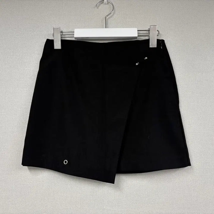 [BUNJANG] OiOi Black Mini Skirt / [급매새상품] 오아이오아이 블랙 미니스커트