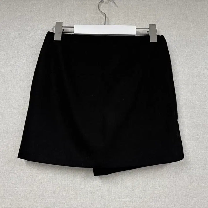 [BUNJANG] OiOi Black Mini Skirt / [급매새상품] 오아이오아이 블랙 미니스커트