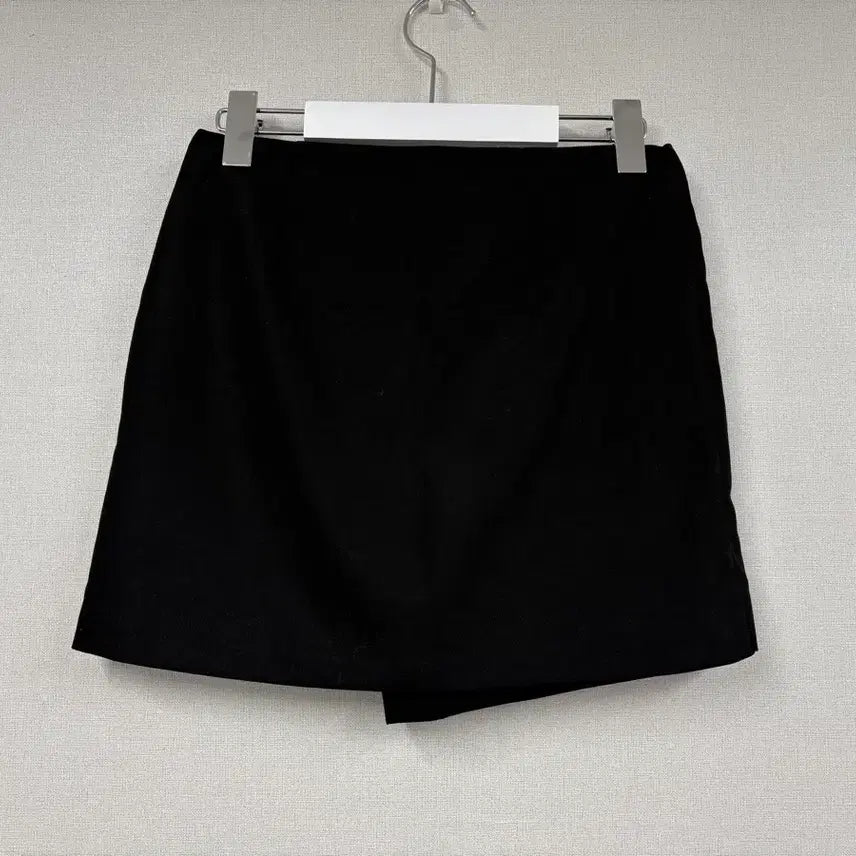 [BUNJANG] OiOi Black Mini Skirt / [급매새상품] 오아이오아이 블랙 미니스커트