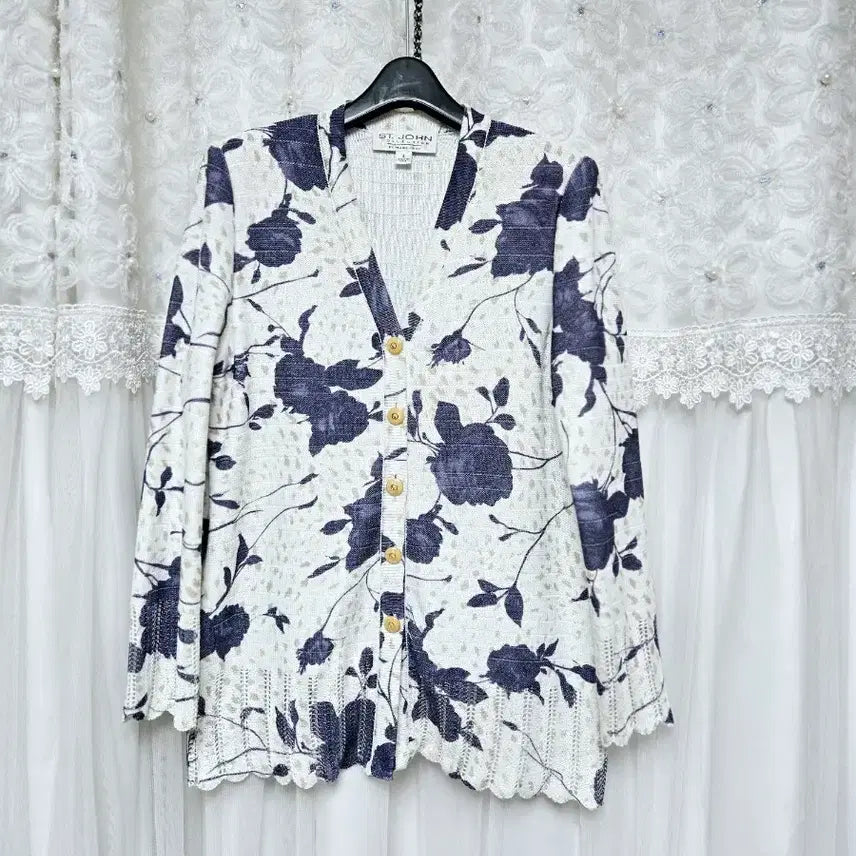 [BUNJANG] St. John Flower Pattern Cardigan / 센죤   플라워 패턴 가디건