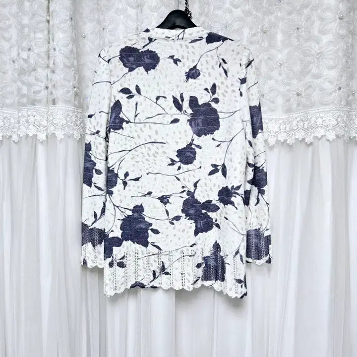 [BUNJANG] St. John Flower Pattern Cardigan / 센죤   플라워 패턴 가디건