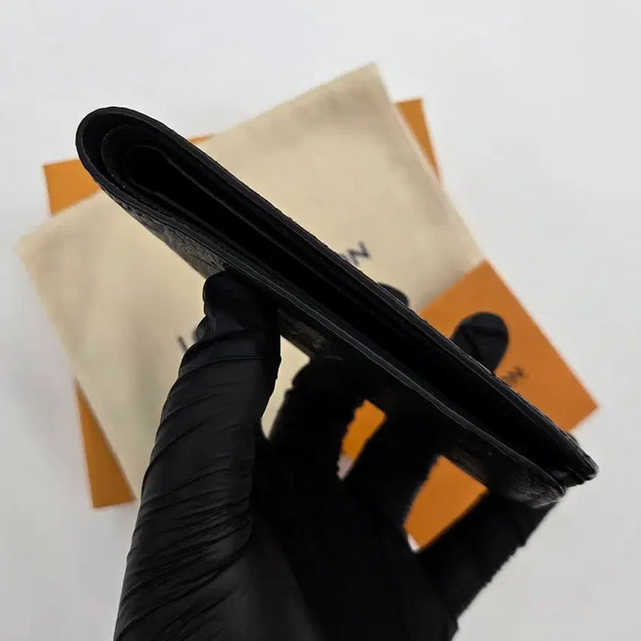 [BUNJANG] Louis Vuitton Shadow Multiple Wallet / { OS / 신형 } 루이비통 쉐도우 멀티플 월릿 반지갑