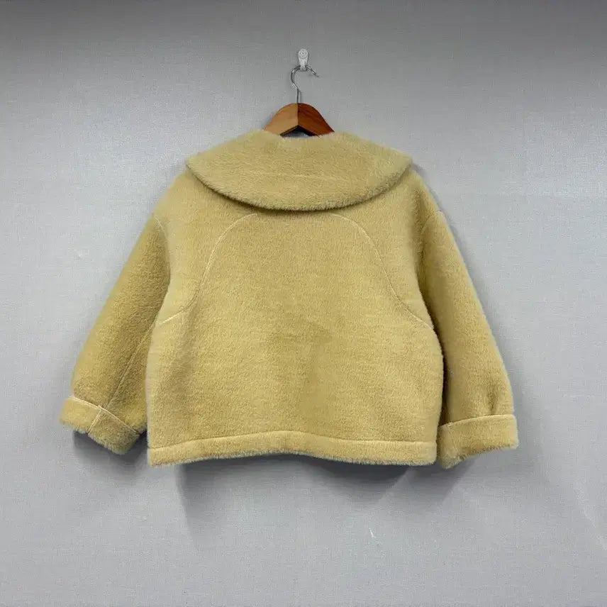 [BUNJANG] Yellow Fur Jacket / [급매새상품] 옐로우 퍼 자켓