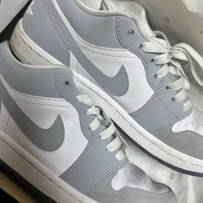 [BUNJANG] Nike Air Jordan 1 Gray Sneakers / 나이키 에어 조던 1 회색
