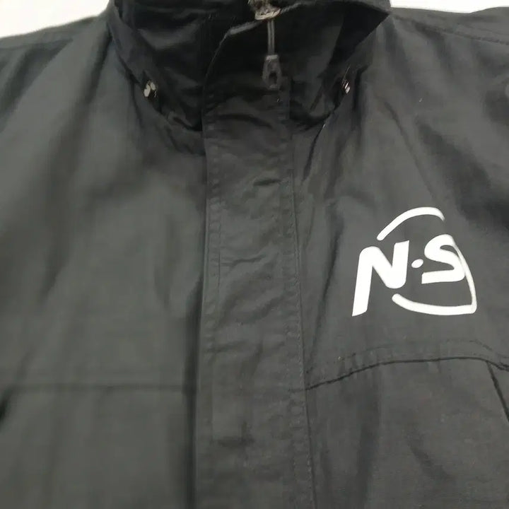 [BUNJANG] LANDAS Men's Black Windbreaker Jacket (Size 100) / LANDAS 블랙 바람막이    남성  자켓  100