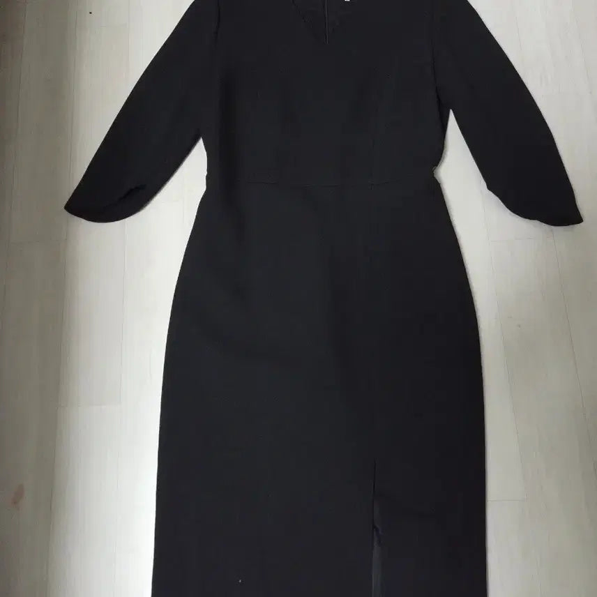 [SOLD OUT] 모조에스핀 블랙원피스