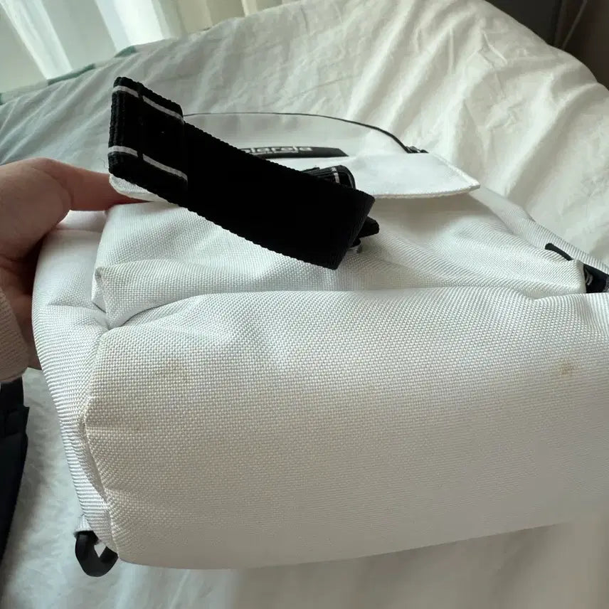 [BUNJANG] Rola Rola Mini Backpack / 롤라롤라 백팩 블랙/화이트