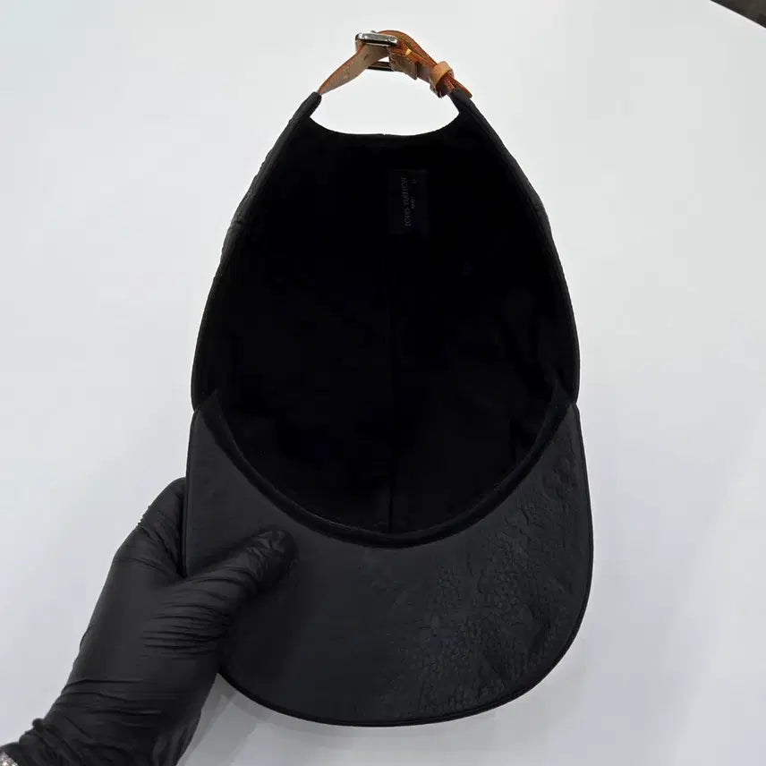 [BUNJANG] Louis Vuitton Shadow Monogram Ball Cap / { 60 } 루이비통 쉐도우 모노그램 볼캡