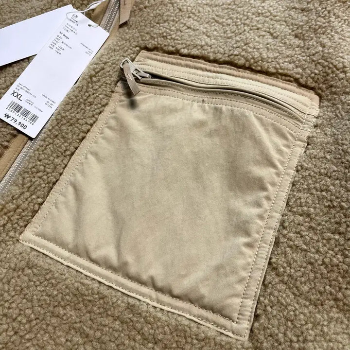 [BUNJANG] (희귀템)유니클로U 보아후리스 리버서블재킷 2XL (새상품) / (희귀템)유니클로U 보아후리스 리버서블재킷 2XL (새상품)