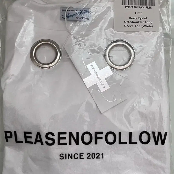 [BUNJANG] Pleasenofollow Off-Shoulder Long Sleeve Top / 플리즈노팔로우 플노팔 Pleasenofollow 화이트 오프숄더 롱 슬리