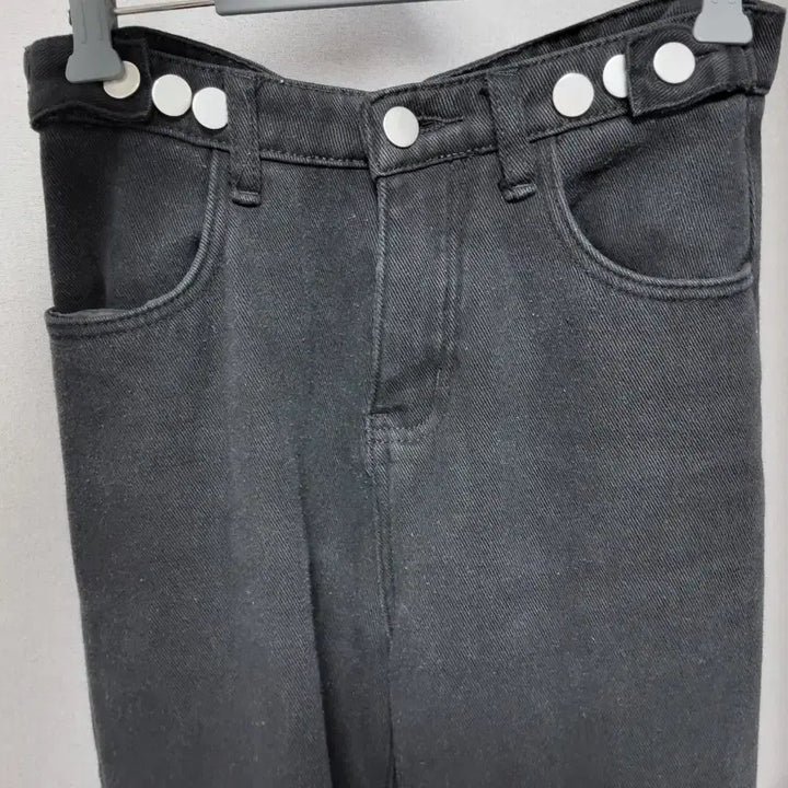 [BUNJANG] Women's Black Fleece-Lined Denim Pants / 블랙 기모 데님 바지