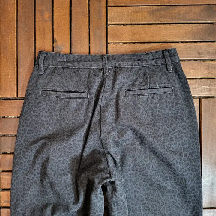 [BUNJANG] Aiyoung Saga Leopard Print Pants / 아영상사 (W) 레오파드 팬츠 (2)