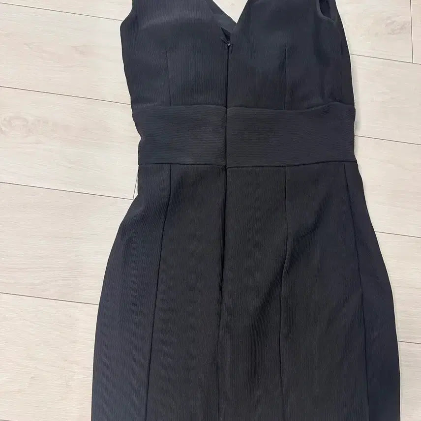 [BUNJANG] Black Sleeveless Midi Dress / 검정나시원피스