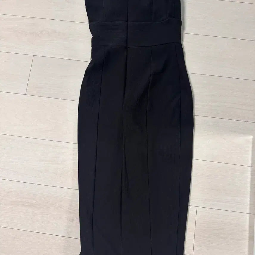 [BUNJANG] Black Sleeveless Midi Dress / 검정나시원피스