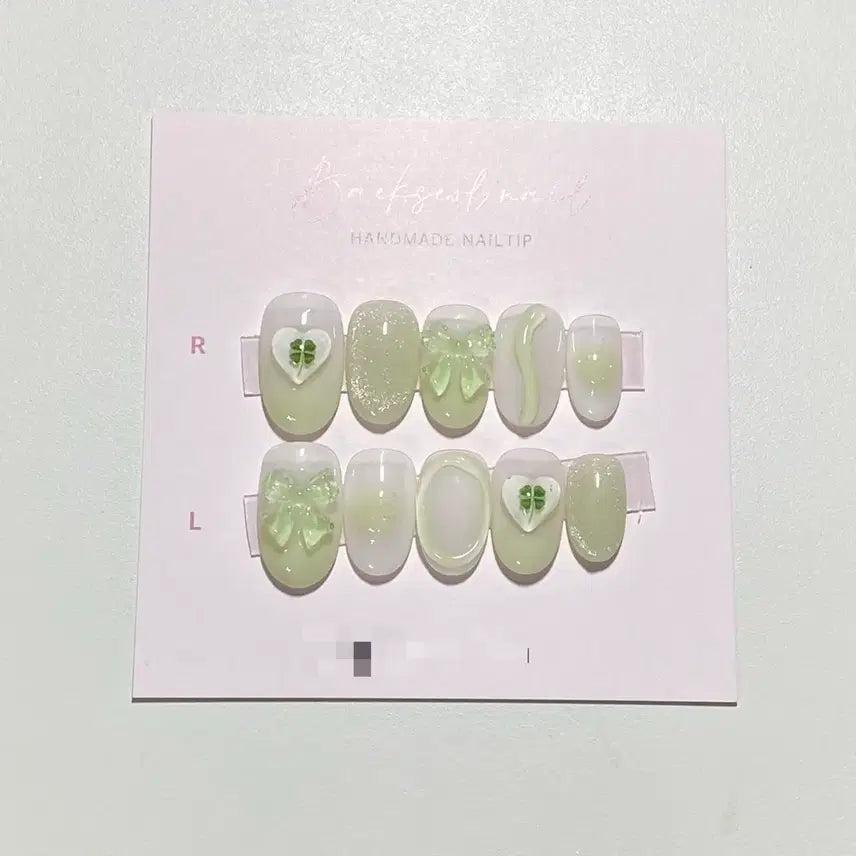 [BUNJANG] Handmade Four-Leaf Clover Nail Tips / 행운의 네잎클로버 수제네일팁