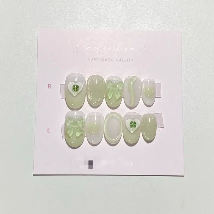[BUNJANG] Handmade Four-Leaf Clover Nail Tips / 행운의 네잎클로버 수제네일팁