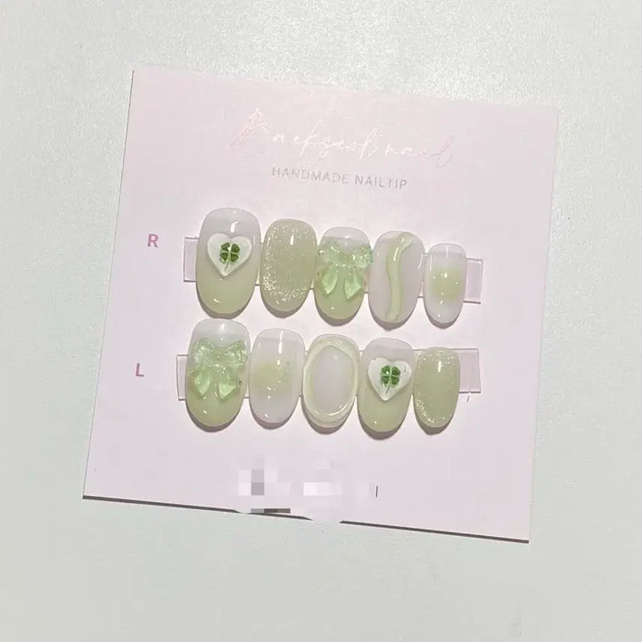 [BUNJANG] Handmade Four-Leaf Clover Nail Tips / 행운의 네잎클로버 수제네일팁
