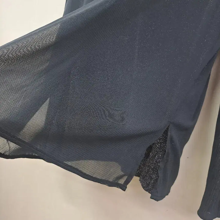 [BUNJANG] Mesh Half-Turtle Neck T-shirt / 망사매치 반폴라 티셔츠99