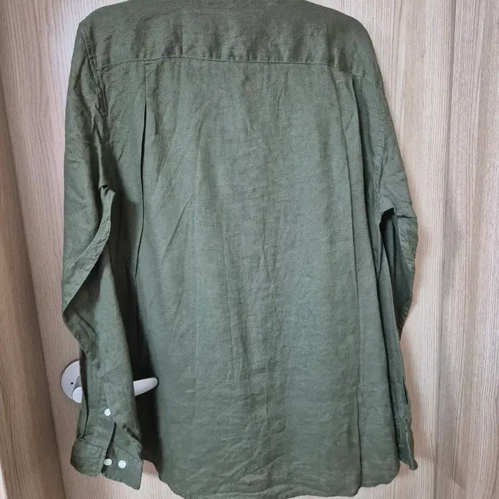 [BUNJANG] Uniqlo Linen & Slim Fit Shirts Bundle / 유니클로 베이지 린넨 긴팔 셔츠xl, 유니클로 슬림핏 블루셔츠 L 외