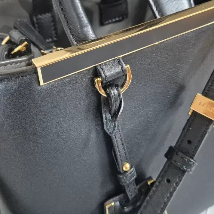 [BUNJANG] Fendi Toujours Small Tote Shoulder Bag / 펜디 투쥬르 스몰 토트겸 숄더백 펜디가방