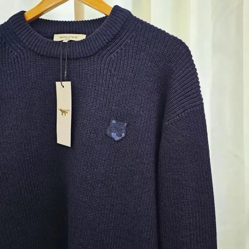 [BUNJANG] Maison Kitsune Fox Patch Knit Sweater / 정품새상품>메종키츠네 폭스 패치 니트 (S~2XL)