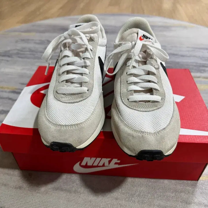 [BUNJANG] Nike Daybreak Sneakers White / 나이키 데이브레이크 운동화 화이트