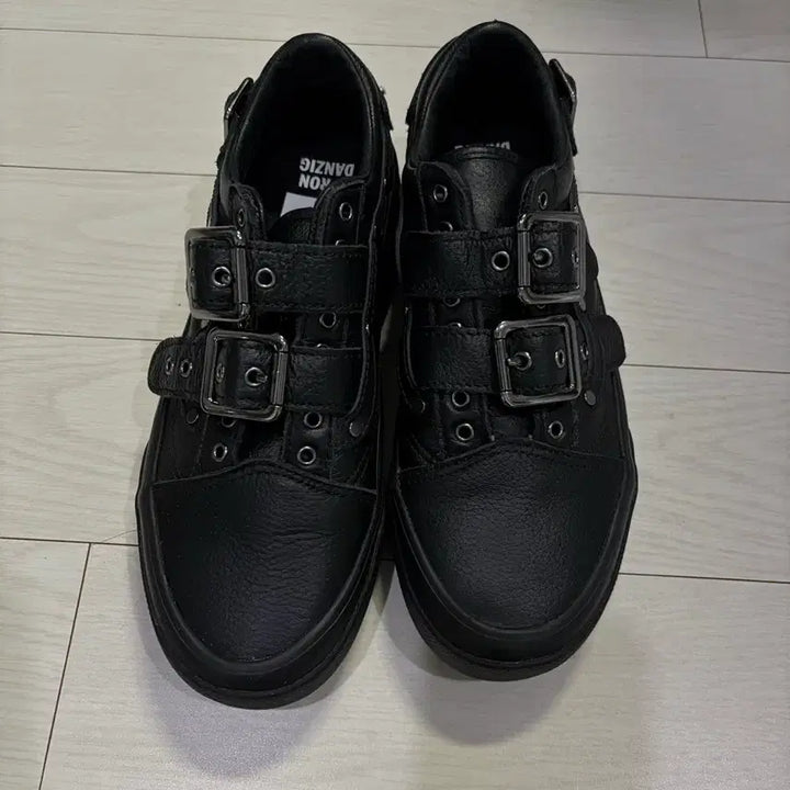 [BUNJANG] Vans Premium Old Skool Apron Black Shoes / 반스 프리미엄 올드스쿨 에프론 블랙 230