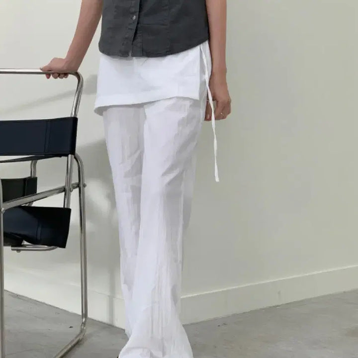 [BUNJANG] Avely Layered Semi Bootcut Skirt Pants White / 에이블리 레이어드 세미부츠컷 스커트팬츠 화이트