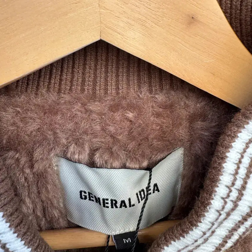 [BUNJANG] General Idea Cozy Brown Varsity Fur Jacket M / 제너럴아이디어 코지 브라운 바시티 퍼 야구 점퍼 자켓 M 새상품