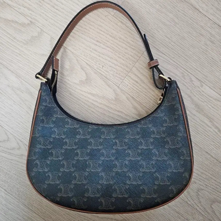 [BUNJANG] Celine Ava Bag Medium Tan / 셀린느 아바백 미디움 탄 판매해요