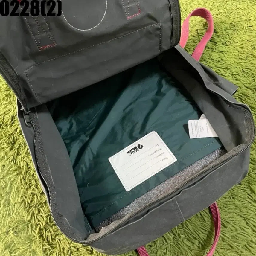 [SOLD OUT] 피엘라벤 칸켄백 블랙 + 핑크