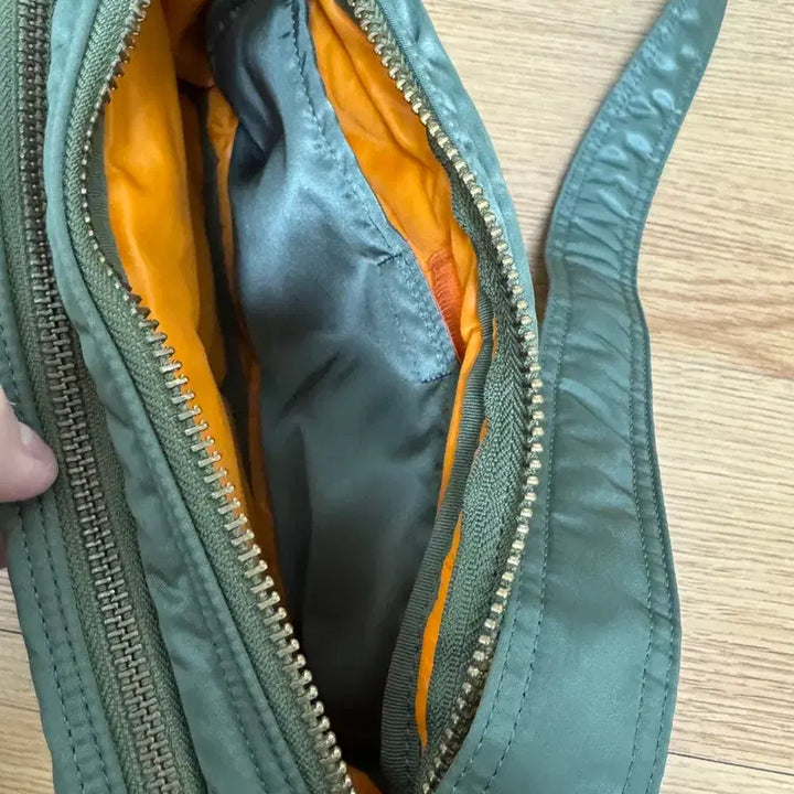 [BUNJANG] Porter Tanker Shoulder Bag Small S Sage Green / 포터 탱커 숄더백 스몰S 세이지그린