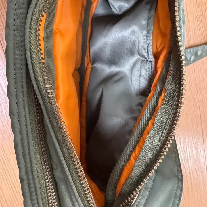 [BUNJANG] Porter Tanker Shoulder Bag Small S Sage Green / 포터 탱커 숄더백 스몰S 세이지그린