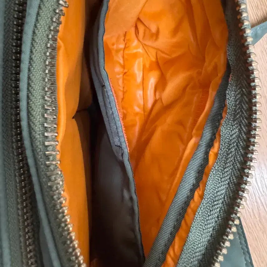 [BUNJANG] Porter Tanker Shoulder Bag Small S Sage Green / 포터 탱커 숄더백 스몰S 세이지그린