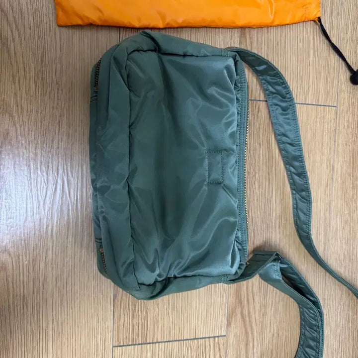 [BUNJANG] Porter Tanker Shoulder Bag Small S Sage Green / 포터 탱커 숄더백 스몰S 세이지그린