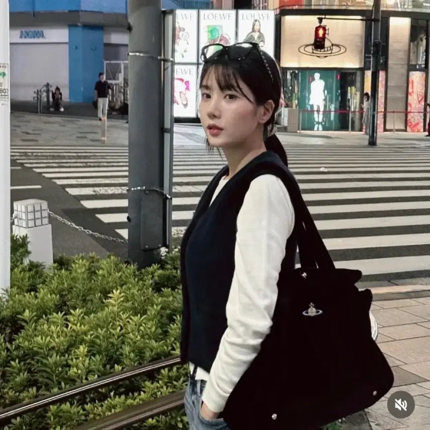 [SOLD OUT] 비비안웨스트우드 야스민 벨벳 라지