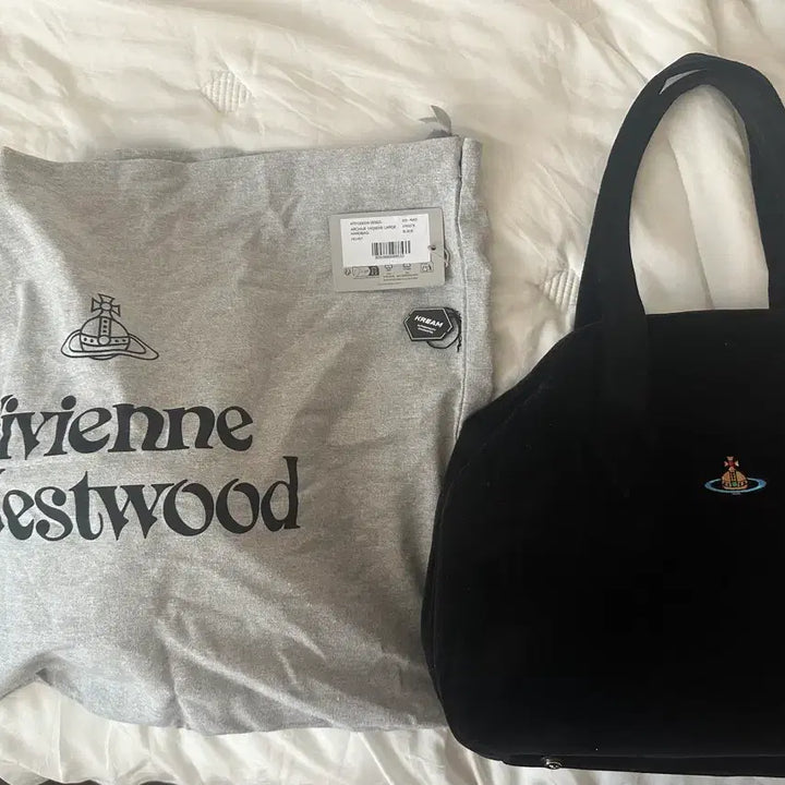 [SOLD OUT] 비비안웨스트우드 야스민 벨벳 라지